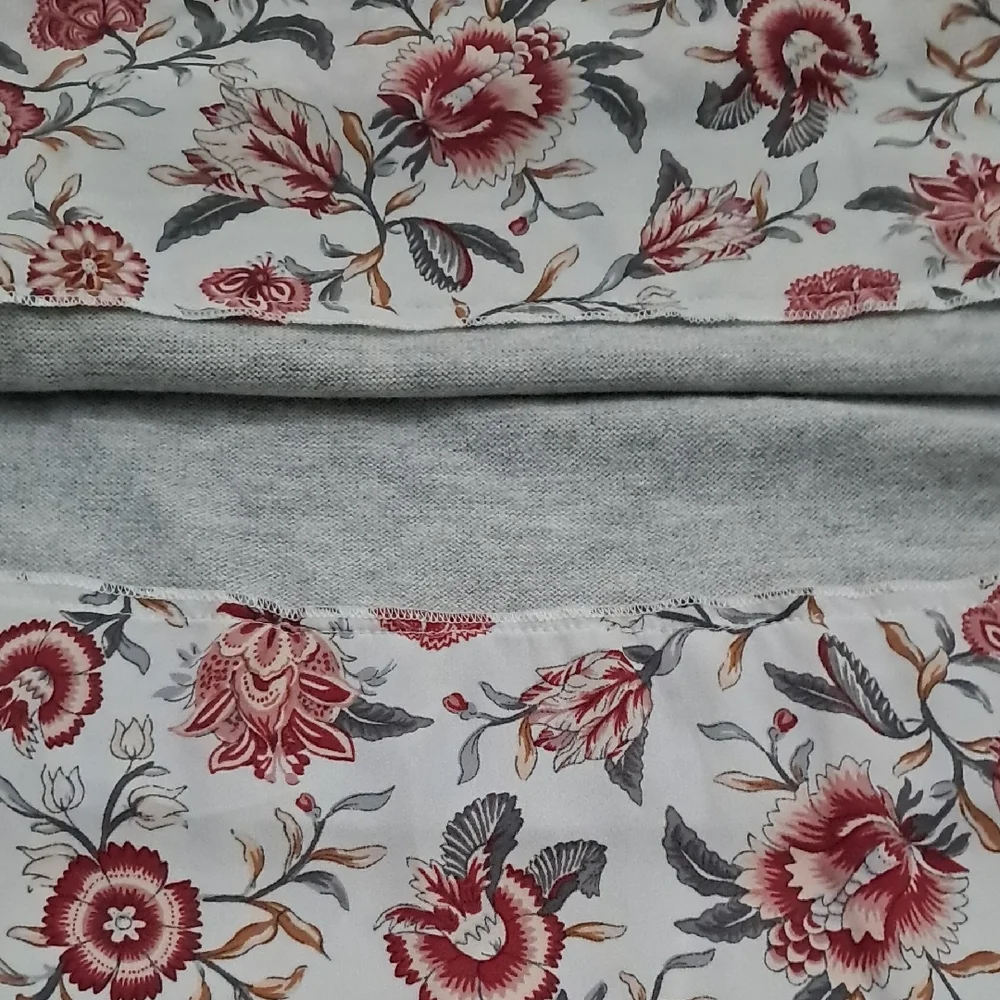 LOFT Light Gray Knit Top